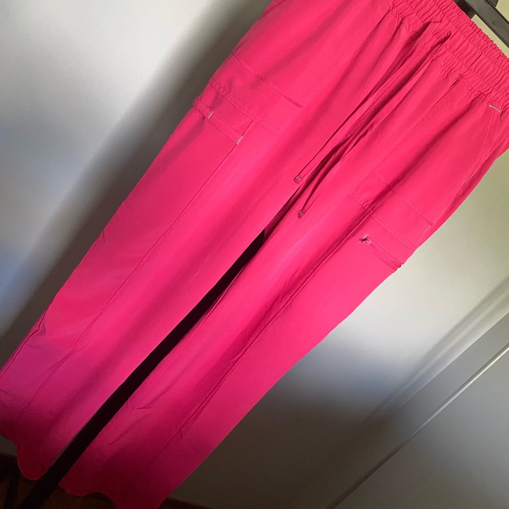 Scrub pants